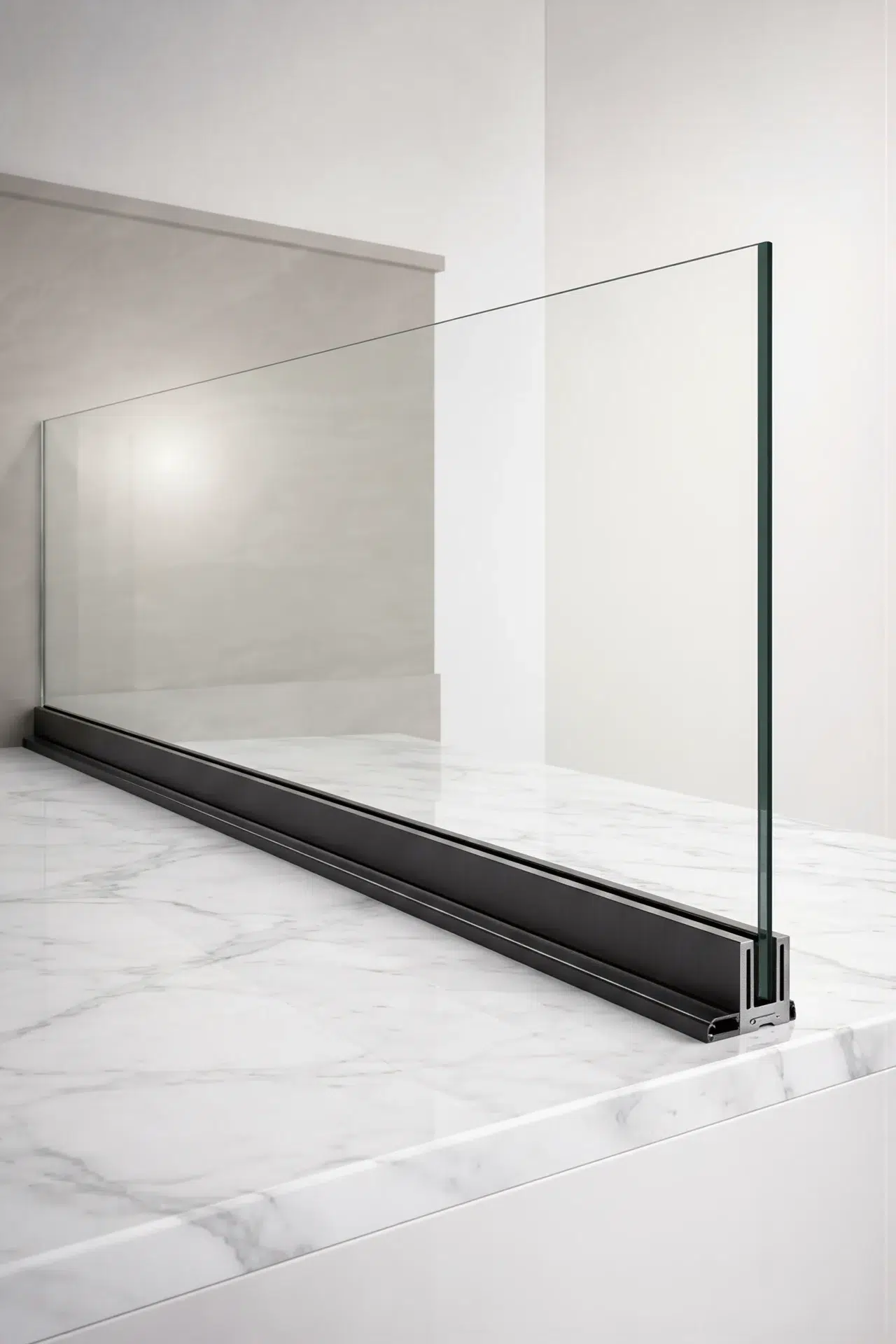 VLX 120 Glass Railing System in North Palm Beach, FL | Sightline Windows & Doors North Palm Beach - detail 2